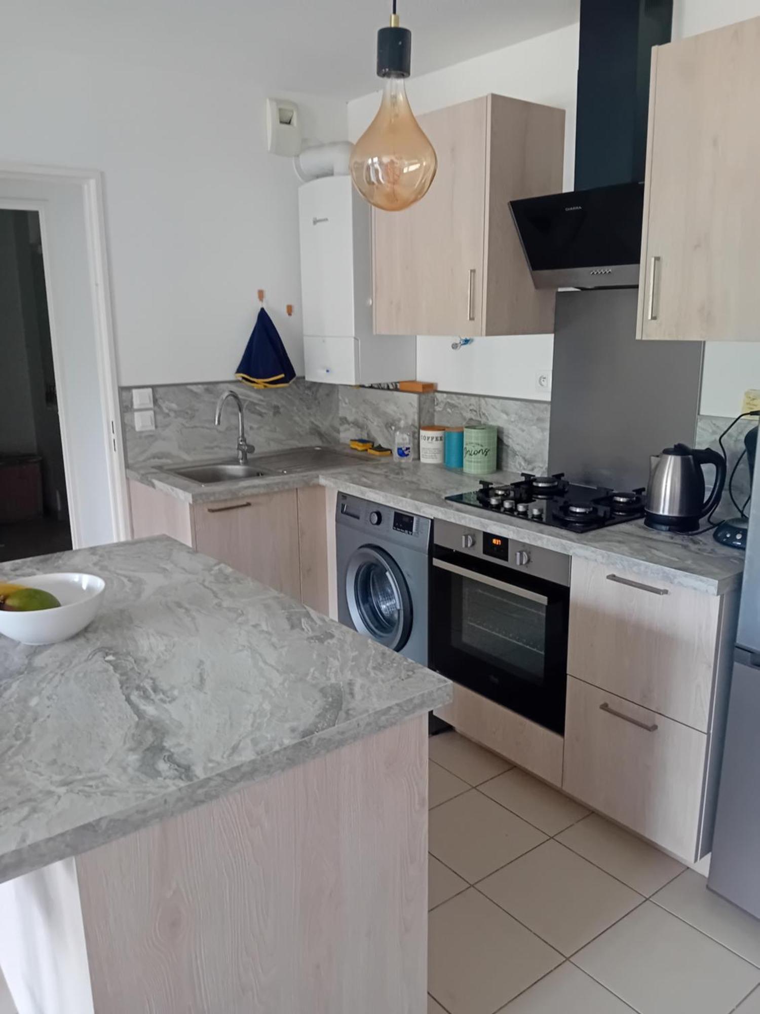 Superbe Appartement T2 Cuers Exterior photo